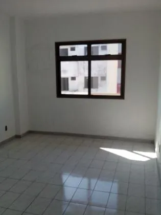Apartamento para aluguel em Comercial